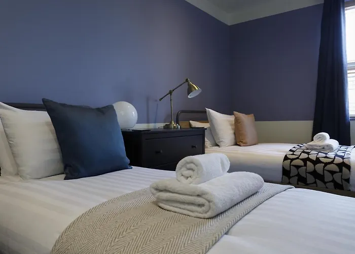 Beatrice Manor - Luxury 4 Bedroom House In Central Southsea, Portsmouth